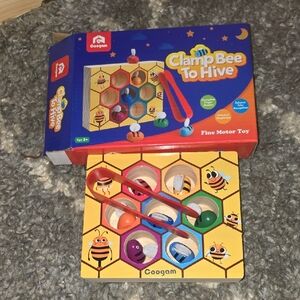 Bee Hive Fine Motor Toy - Multicolor
